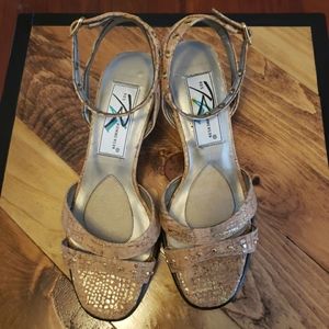 Womans ROS Hommerson Tan Adjustable Strap Sandals Size 7.5 W